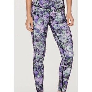 Lululemon Size 6 Fast and Free Tight 25" Floral